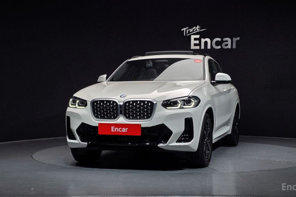 2024 BMW X4 с пробегом 8 325 км