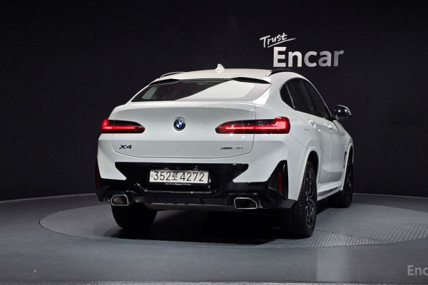 2024 BMW X4 с пробегом 8 325 км