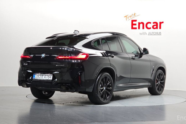 2025 BMW X4 с пробегом 7 061 км