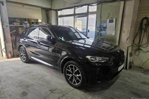 2023 BMW X4 с пробегом 38 654 км