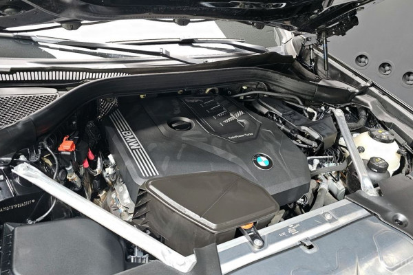 2023 BMW X4 с пробегом 52 586 км