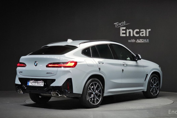 2023 BMW X4 с пробегом 15 897 км