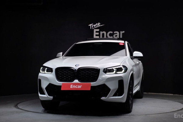 2024 BMW X4 с пробегом 10 031 км