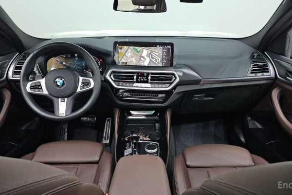 2025 BMW X4 с пробегом 8 109 км