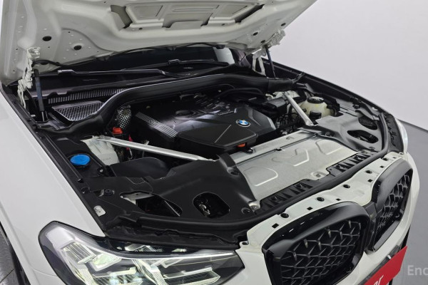 2023 BMW X4 с пробегом 37 359 км