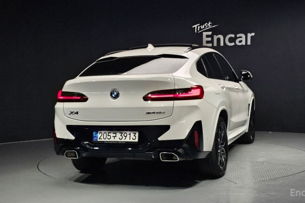2023 BMW X4 с пробегом 33 624 км