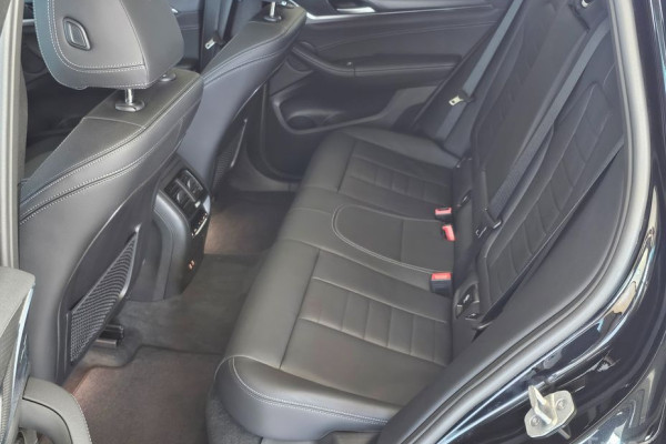 2024 BMW X4 с пробегом 16 872 км