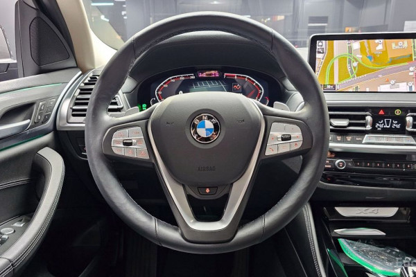 2023 BMW X4 с пробегом 31 060 км