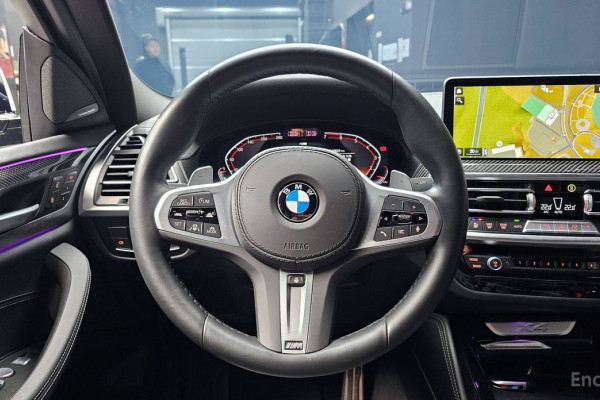 2024 BMW X4 с пробегом 10 031 км