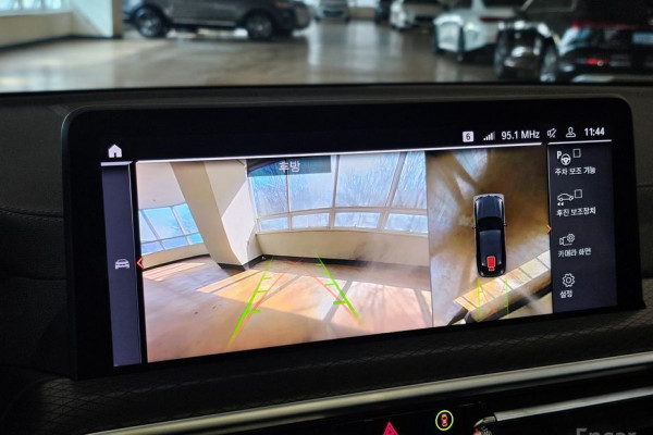 2024 BMW X4 с пробегом 16 872 км