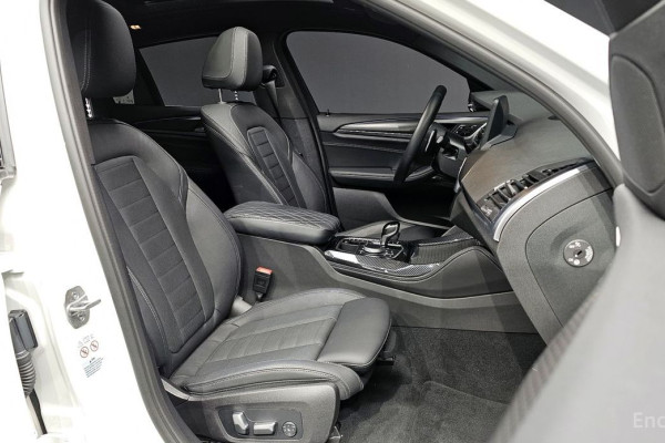 2023 BMW X4 с пробегом 33 624 км