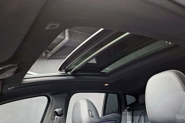 2024 BMW X4 с пробегом 10 031 км