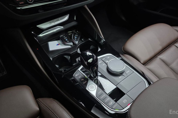 2024 BMW X4 с пробегом 9 920 км