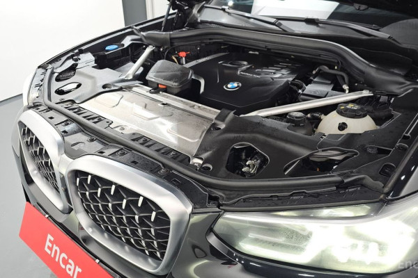 2024 BMW X4 с пробегом 35 703 км