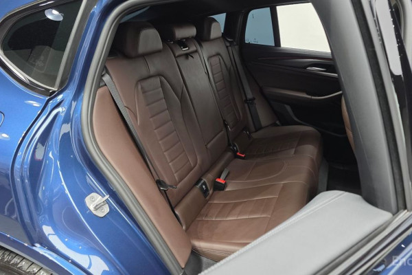 2024 BMW X4 с пробегом 9 920 км