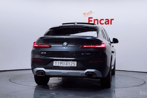 2024 BMW X4 с пробегом 18 423 км