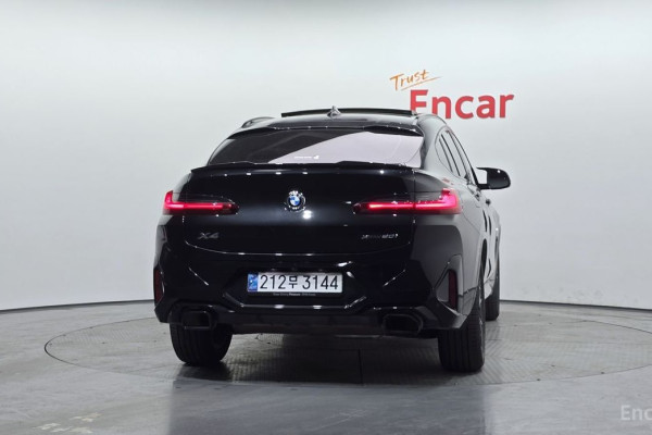 2023 BMW X4 с пробегом 43 285 км