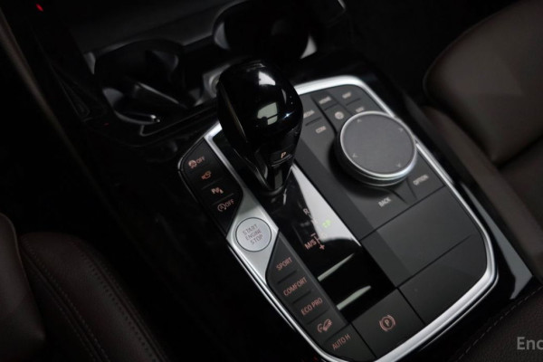 2024 BMW X4 с пробегом 8 893 км