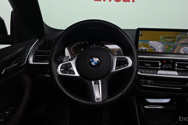 2024 BMW X4 с пробегом 8 893 км