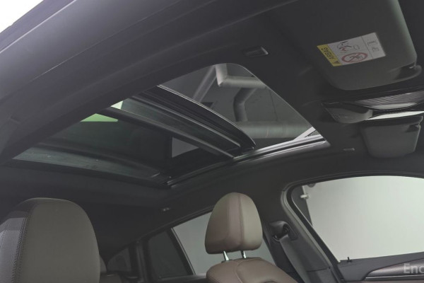 2024 BMW X4 с пробегом 8 893 км