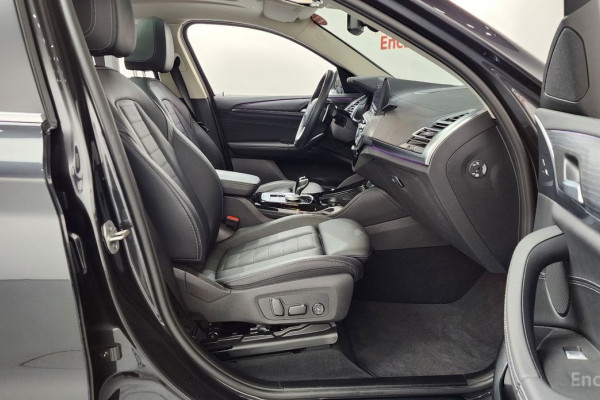 2024 BMW X4 с пробегом 18 423 км