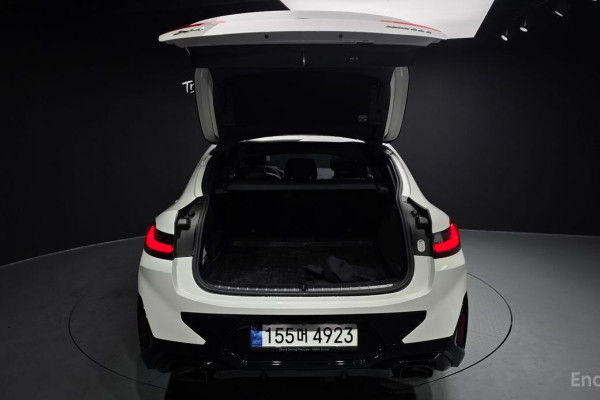 2023 BMW X4 с пробегом 61 583 км