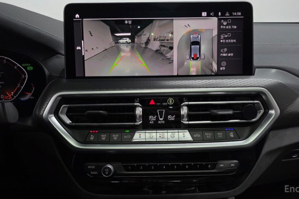 2025 BMW X4 с пробегом 25 569 км