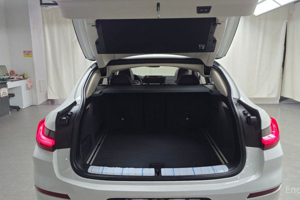 2024 BMW X4 с пробегом 11 484 км