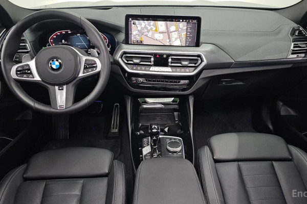 2025 BMW X4 с пробегом 4 174 км