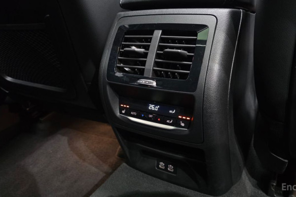 2025 BMW X4 с пробегом 25 569 км