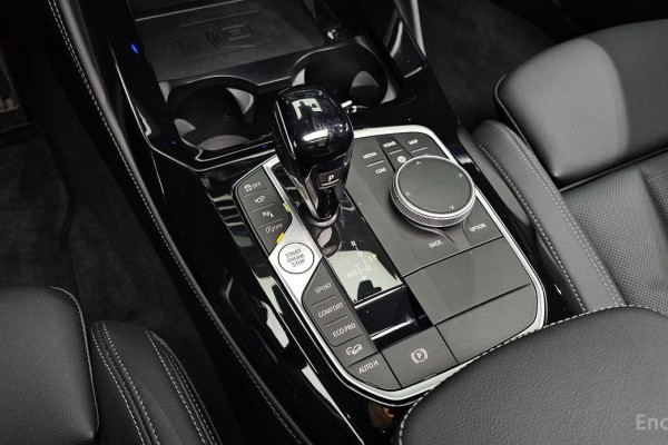 2025 BMW X4 с пробегом 4 174 км