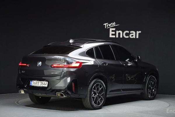 2023 BMW X4 с пробегом 17 506 км