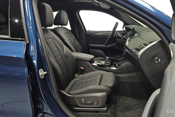 2025 BMW X4 с пробегом 4 174 км