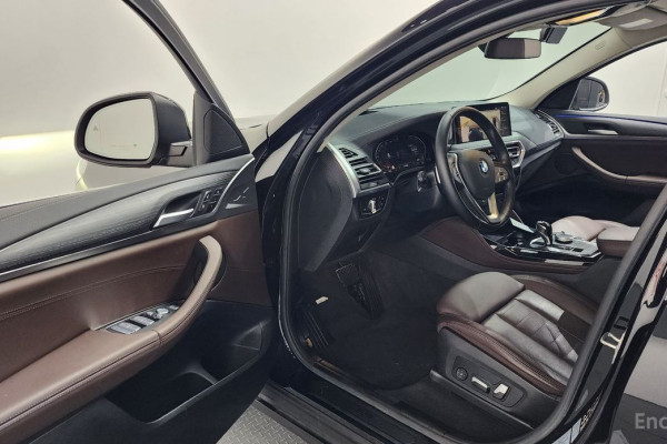 2023 BMW X4 с пробегом 29 345 км