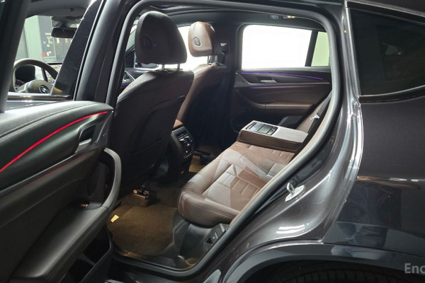 2023 BMW X4 с пробегом 17 506 км