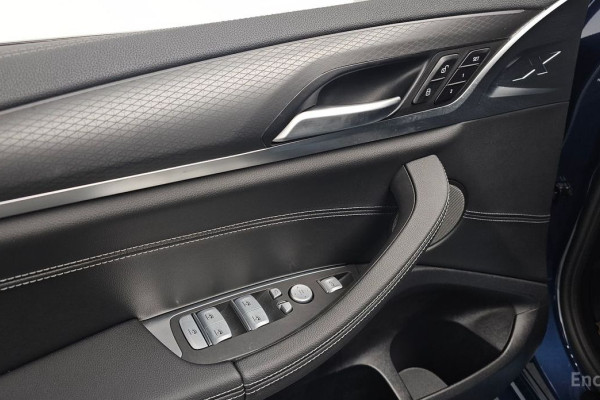 2025 BMW X4 с пробегом 4 174 км