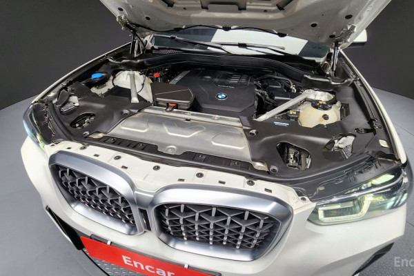 2023 BMW X4 с пробегом 25 162 км