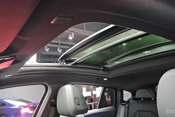 2025 BMW X4 с пробегом 4 174 км