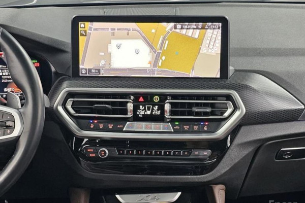 2023 BMW X4 с пробегом 32 665 км