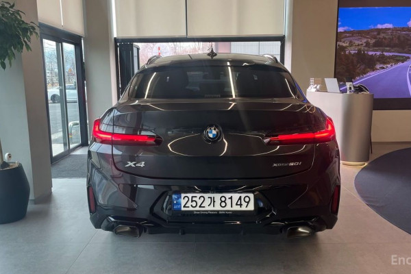 2023 BMW X4 с пробегом 75 600 км