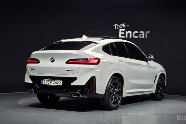 2023 BMW X4 с пробегом 64 306 км