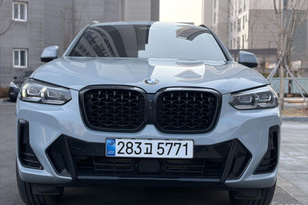 2025 BMW X4 с пробегом 25 208 км