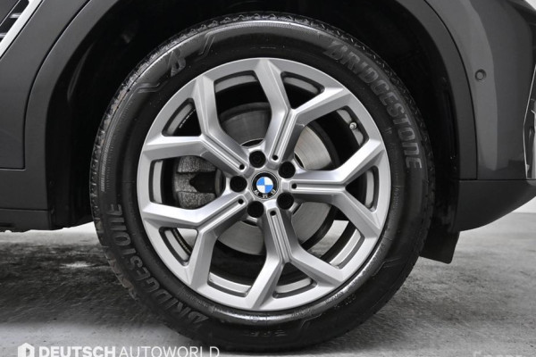 2023 BMW X4 с пробегом 28 565 км