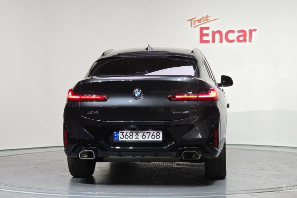 2023 BMW X4 с пробегом 46 565 км