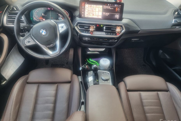 2023 BMW X4 с пробегом 10 973 км