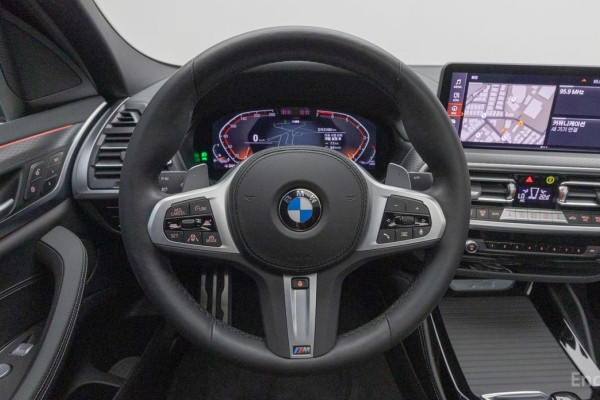 2023 BMW X4 с пробегом 21 410 км
