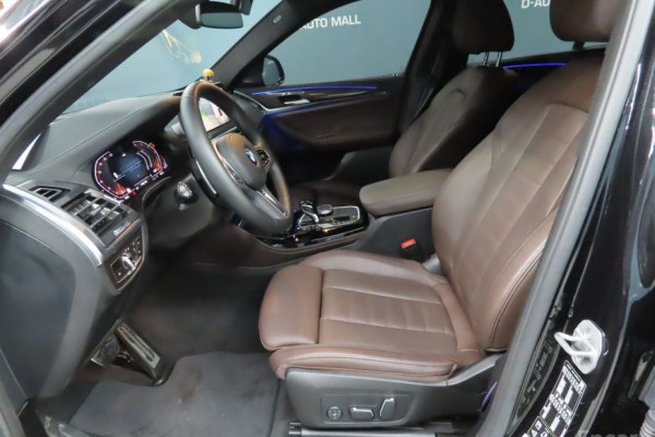 2023 BMW X4 с пробегом 16 800 км