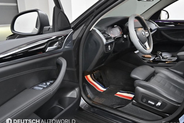 2023 BMW X4 с пробегом 28 565 км