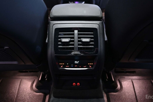 2025 BMW X4 с пробегом 18 290 км