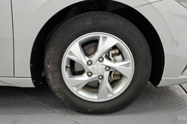 2022 Hyundai Avante с пробегом 105 707 км